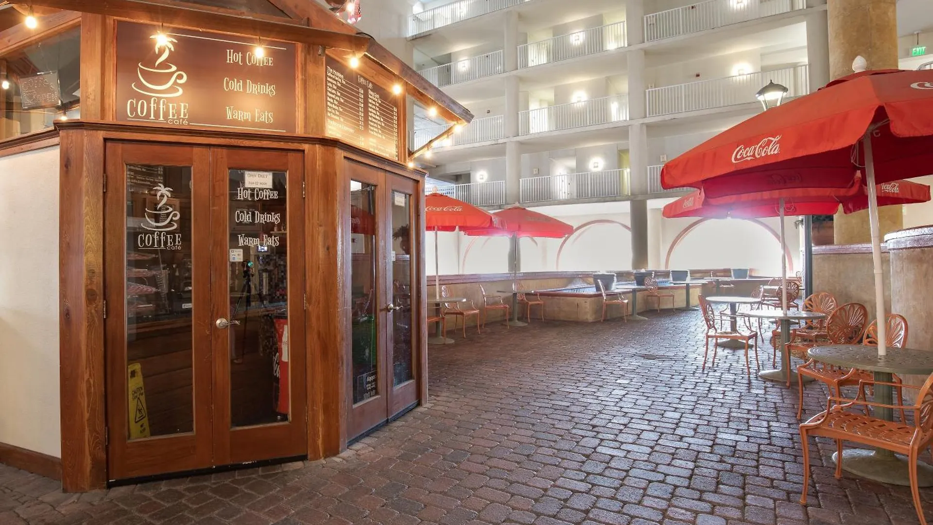 Penthouse With Beautiful Beach Views! 1 Bedroom, 2 Bathroom Penthouse! Panama City Beach 0*,