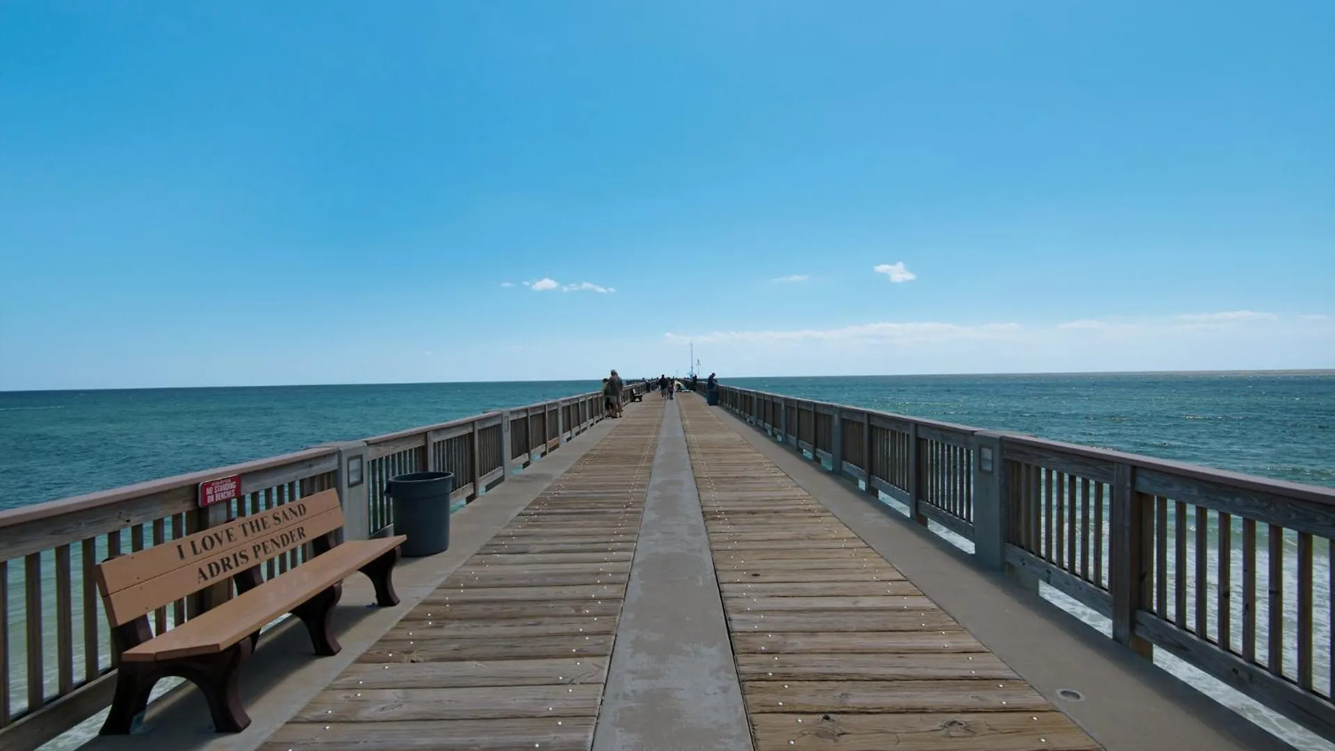 Penthouse With Beautiful Beach Views! 1 Bedroom, 2 Bathroom Penthouse! Panama City Beach Holiday home