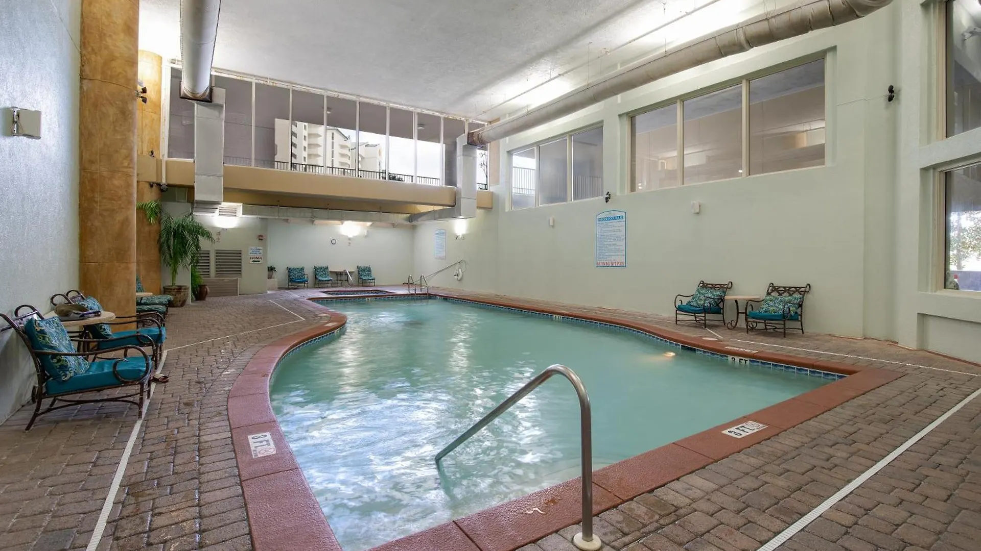 Penthouse With Beautiful Beach Views! 1 Bedroom, 2 Bathroom Penthouse! Panama City Beach 0*,
